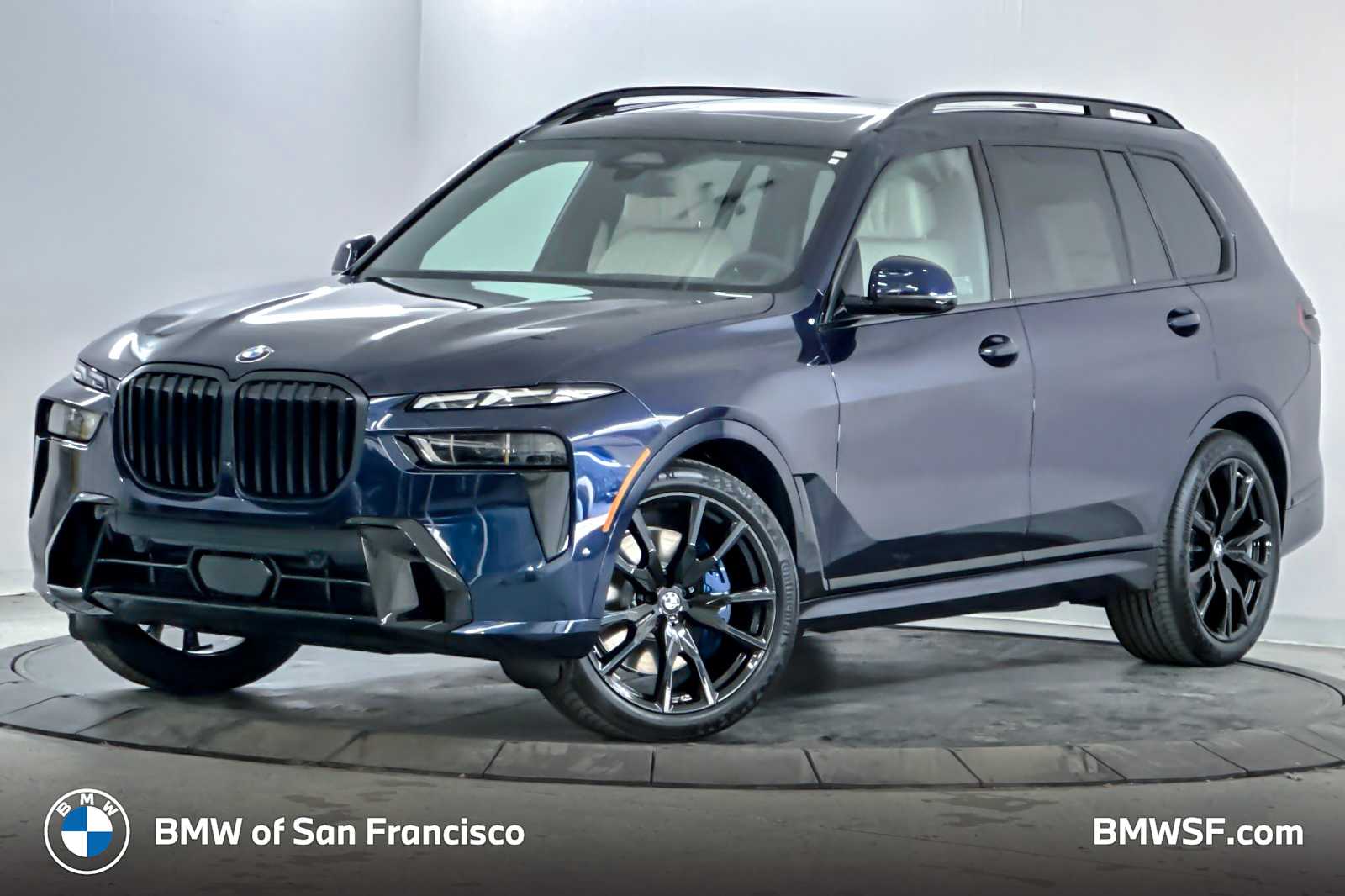 2026 BMW X7 40i's photo