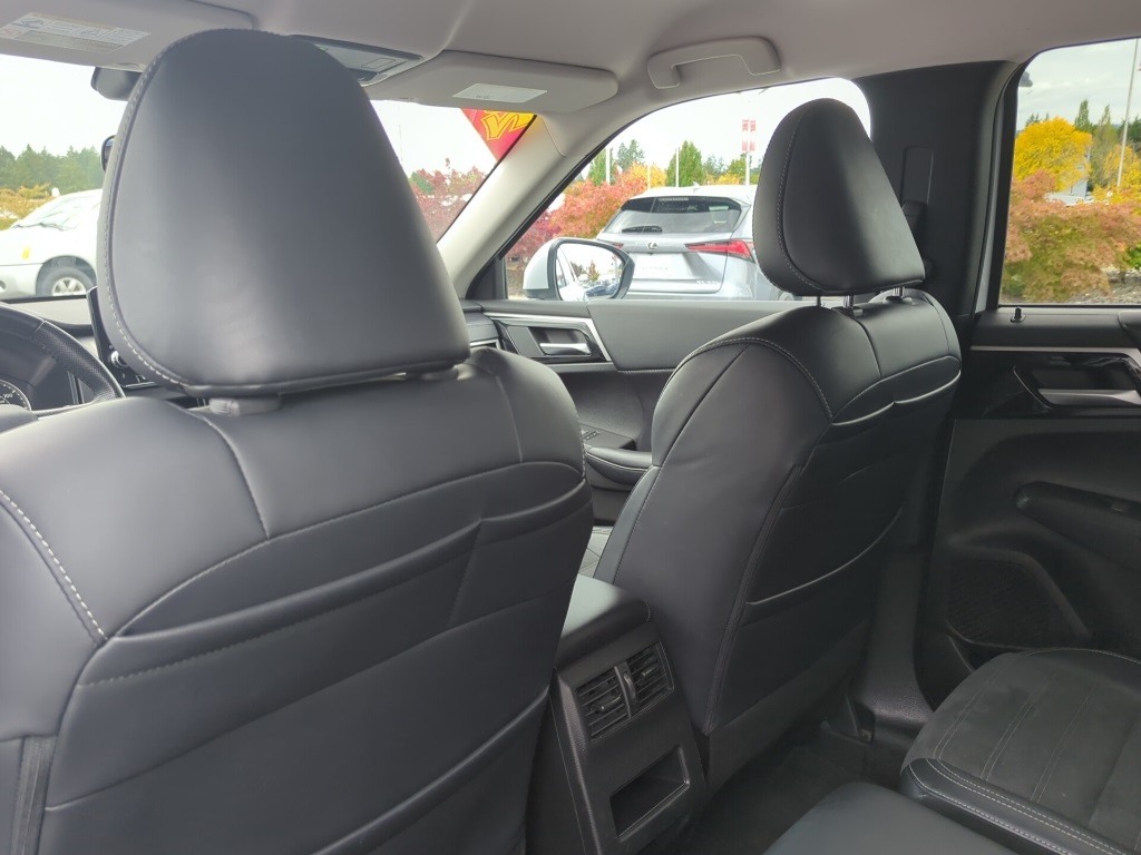 2024 Mitsubishi Outlander SE Black Edition photo 20