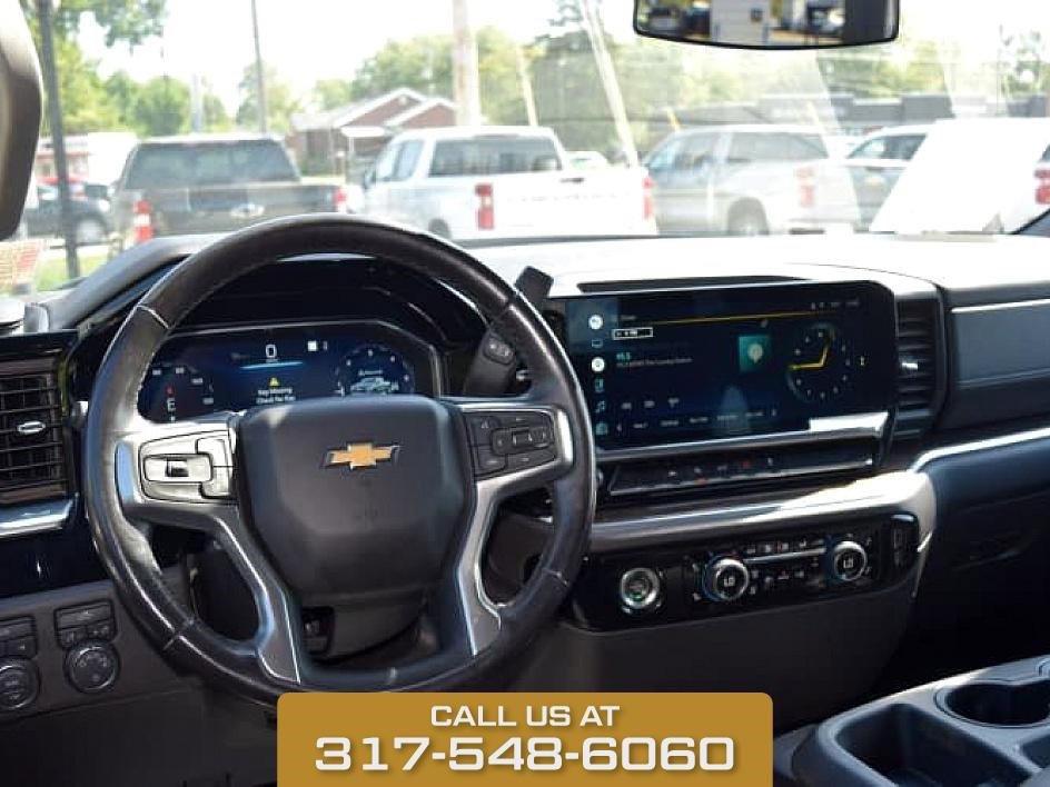 2022 Chevrolet Silverado 1500 LT photo 9
