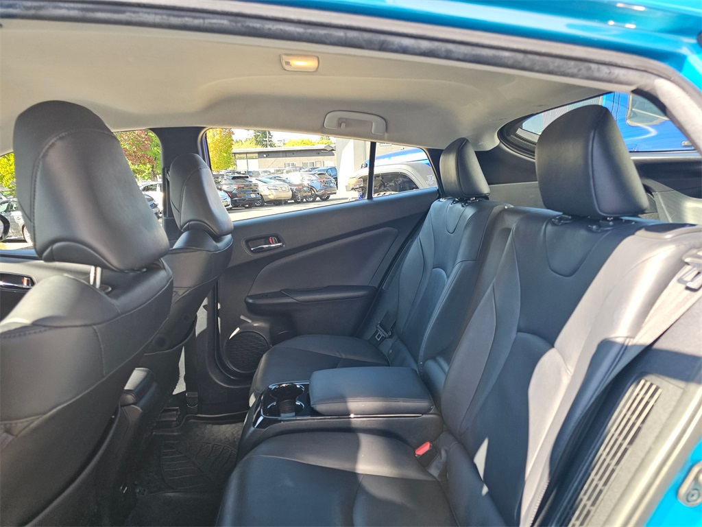 2019 Toyota Prius Prime Plus Premium Advanced photo 19