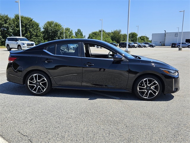 2024 Nissan Sentra SR photo 13