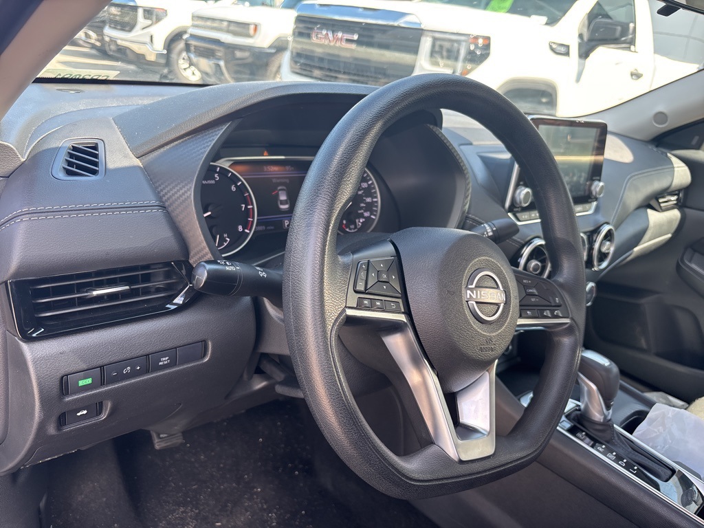 2024 Nissan Sentra SV photo 16