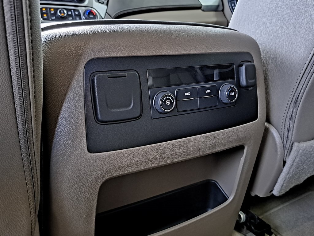 2017 Chevrolet Tahoe LT photo 28
