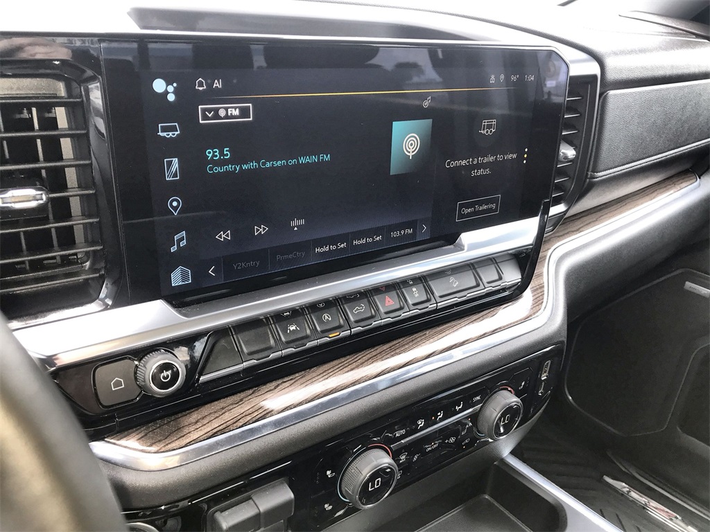 2024 Chevrolet Silverado 1500 RST photo 15