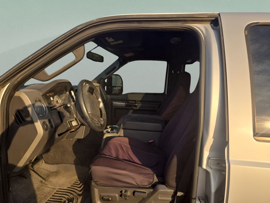 2008 Ford F-250 Lariat photo 5