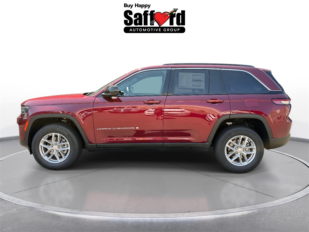 2025 Jeep Grand Cherokee Laredo X photo 4