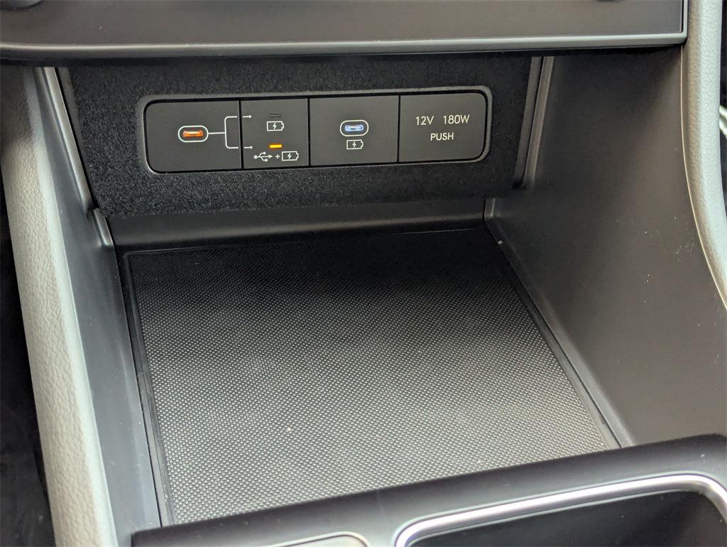 2025 Hyundai Sonata SEL photo 23