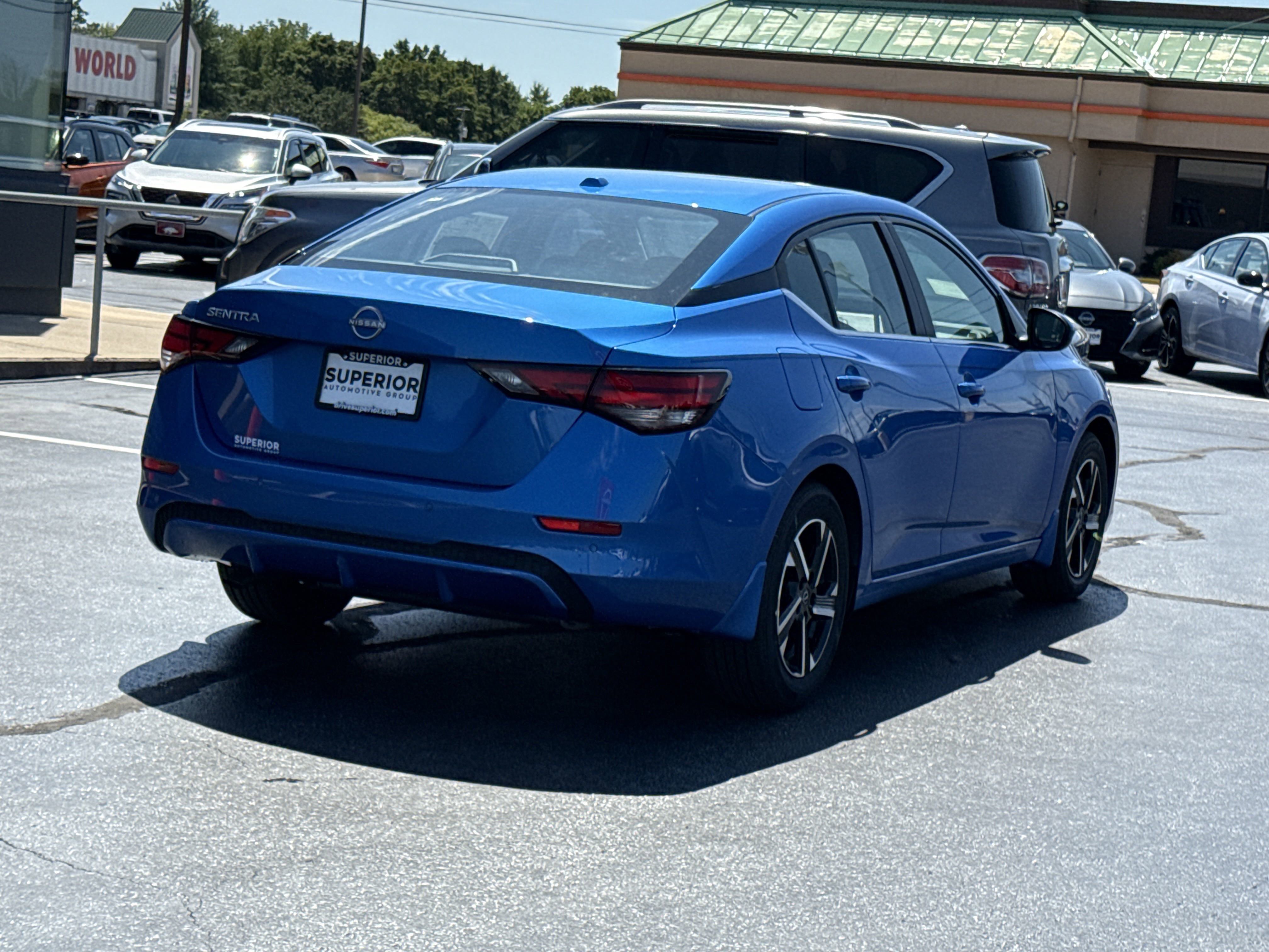 2025 Nissan Sentra SV photo 3