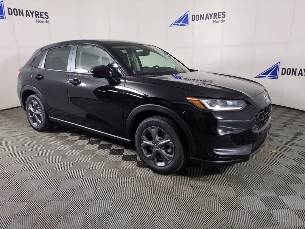 2026 Honda HR-V LX photo 2