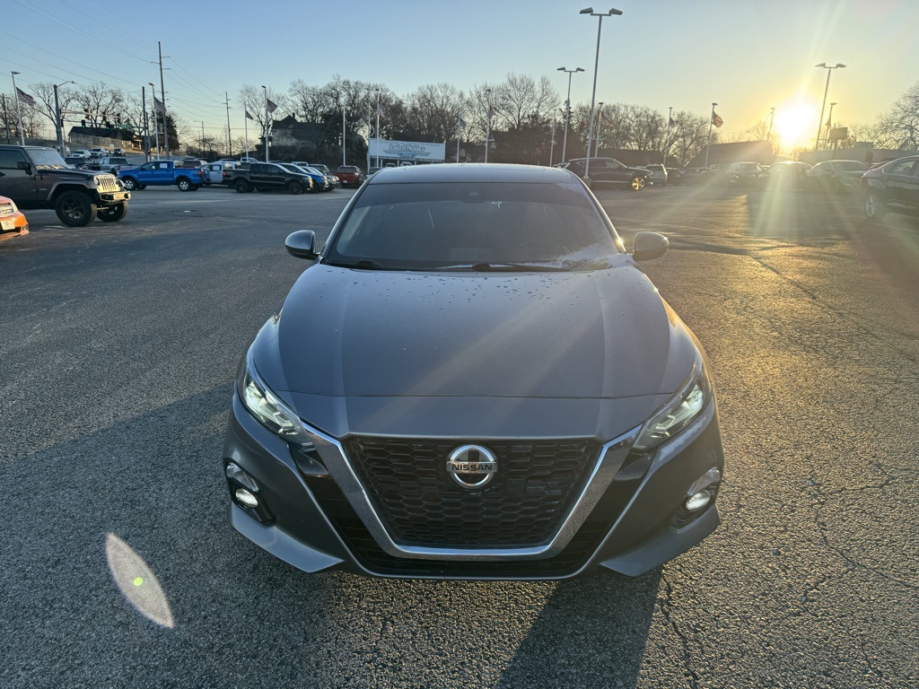 Used 2020 Nissan Altima SL with VIN 1N4BL4EVXLC239981 for sale in Kansas City