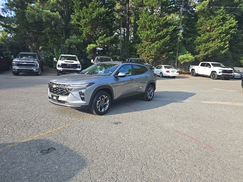 2024 Chevrolet Trax LT photo 11