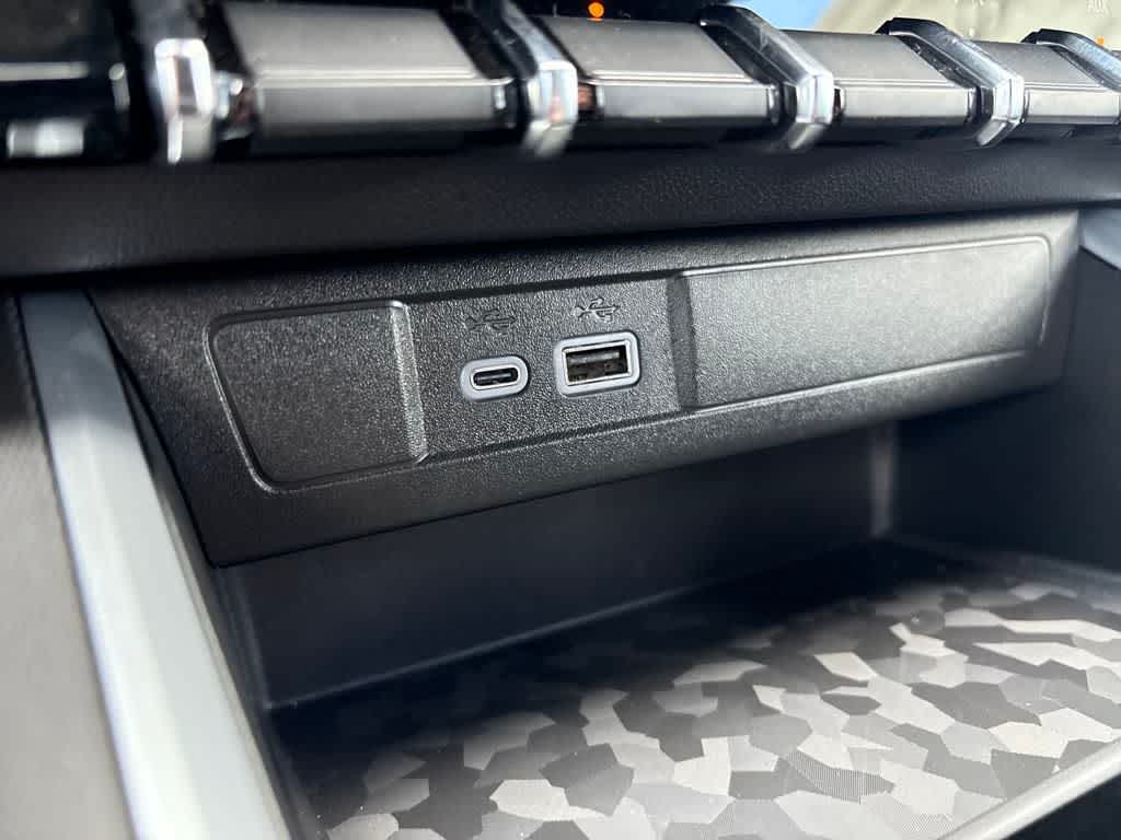 2026 Chevrolet Colorado LT photo 19