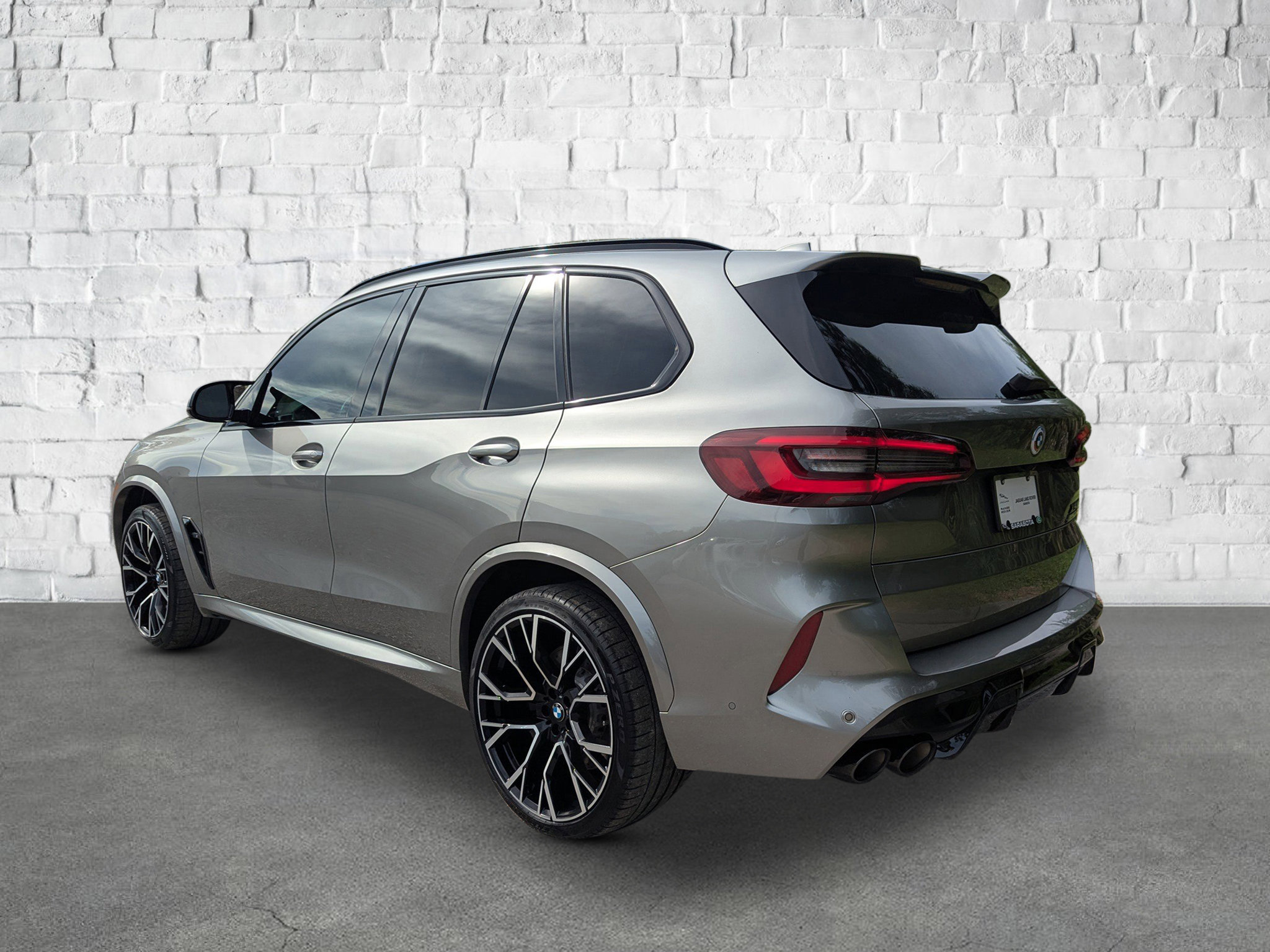 2023 Bmw X5 M photo 3