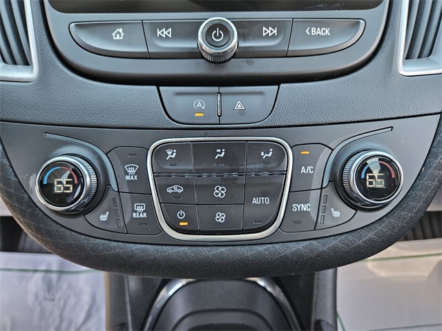 2023 Chevrolet Malibu 1LT photo 22