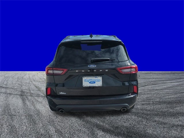 2024 Ford Escape ST-Line photo 4