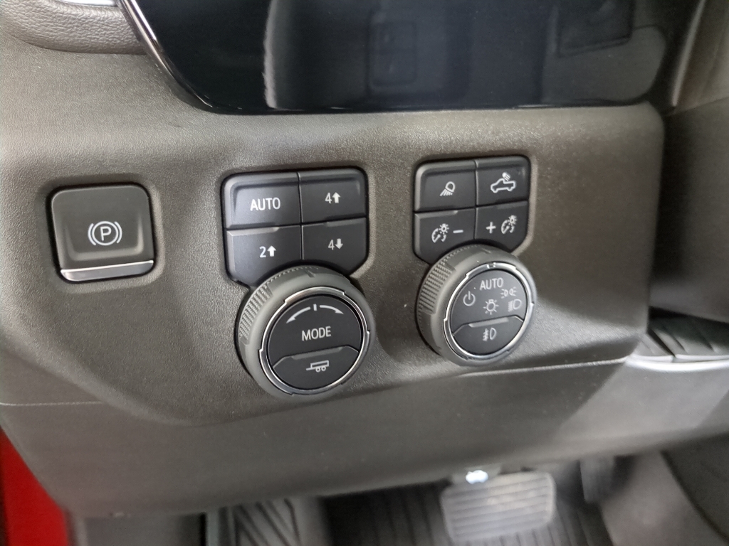 2024 Chevrolet Silverado 1500 LTZ photo 25