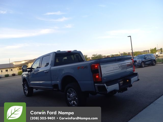 2025 Ford F-350 King Ranch photo 2