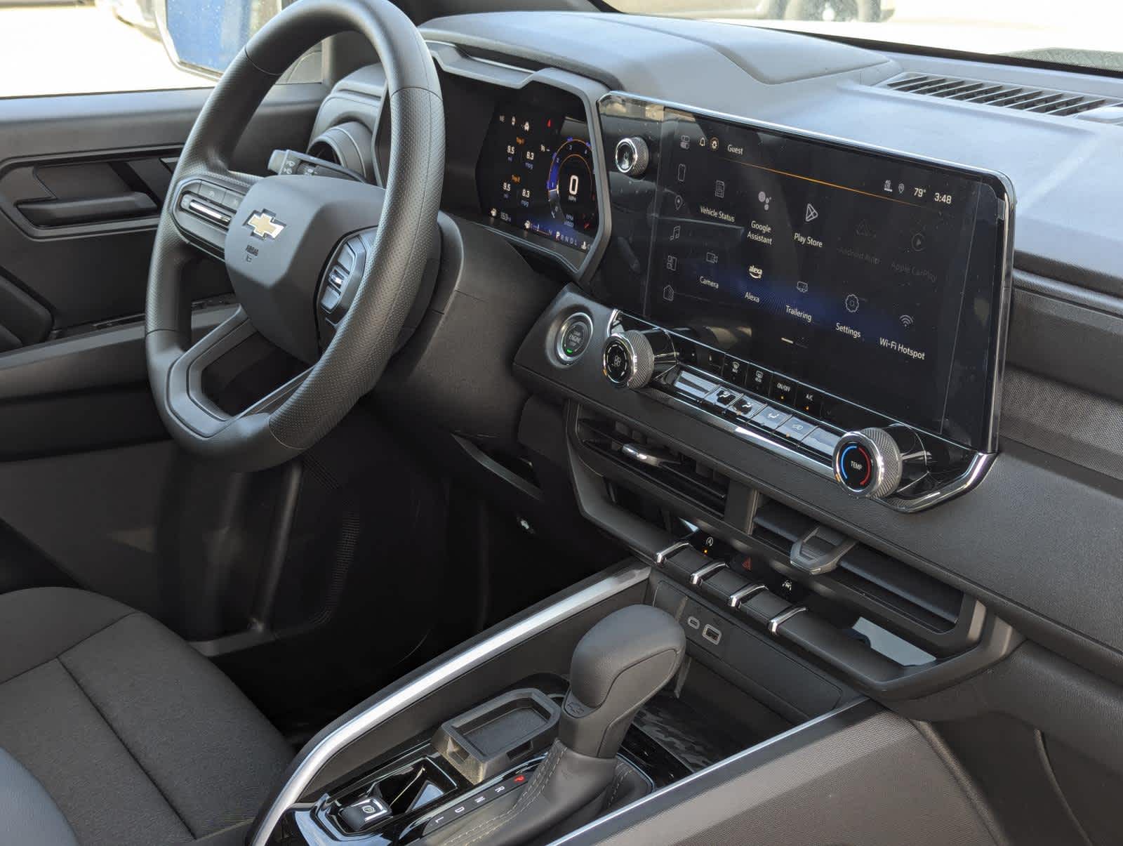 2025 Chevrolet Colorado LT photo 8