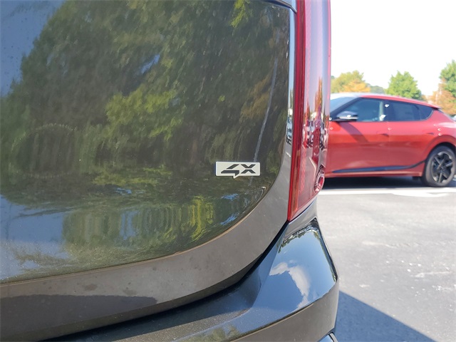 2025 Kia Telluride S photo 7