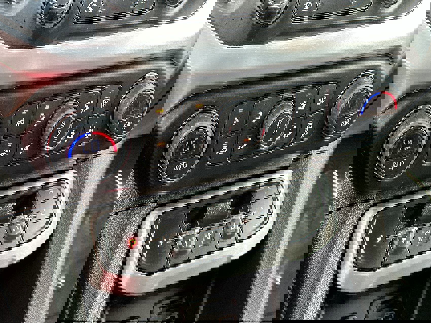 2023 Gmc Acadia SLT photo 17