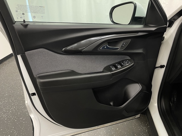 2023 Chevrolet Trailblazer LT photo 9