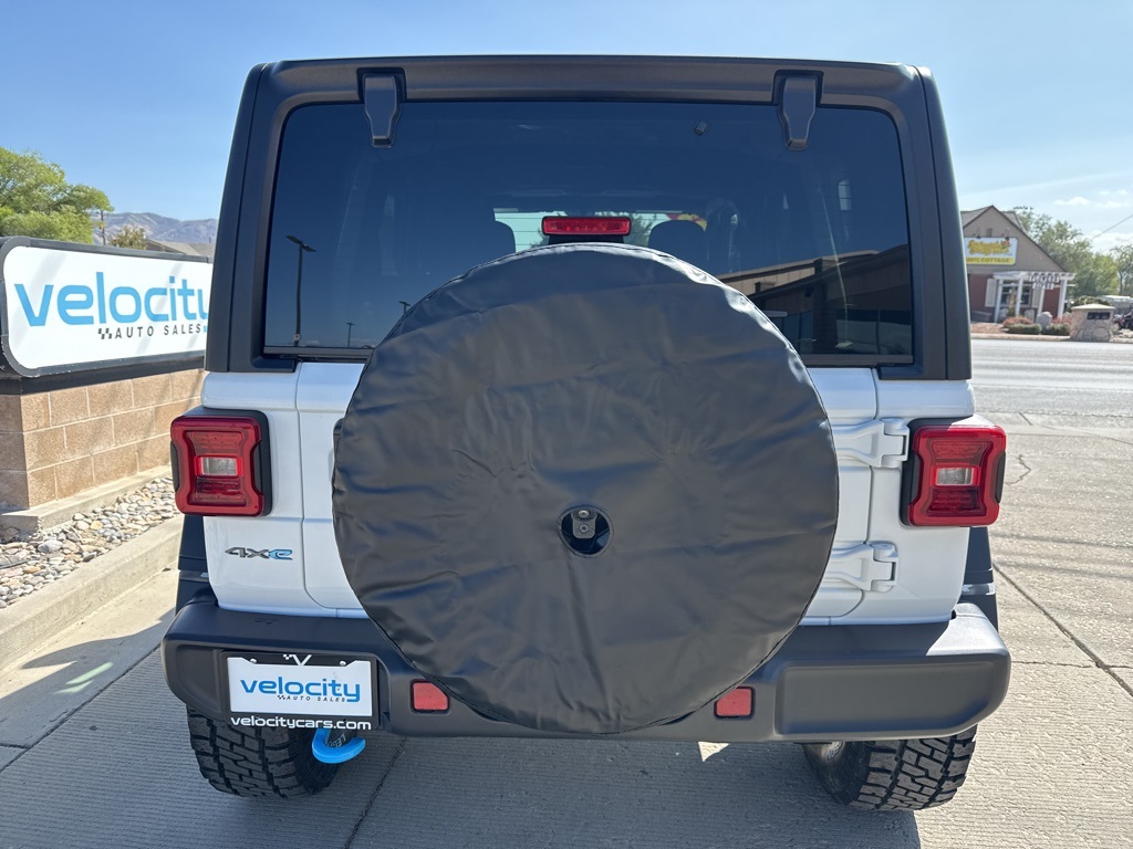 2023 Jeep Wrangler Rubicon 4xe photo 3