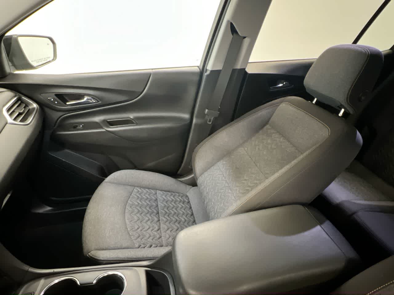 2023 Chevrolet Equinox LT photo 16