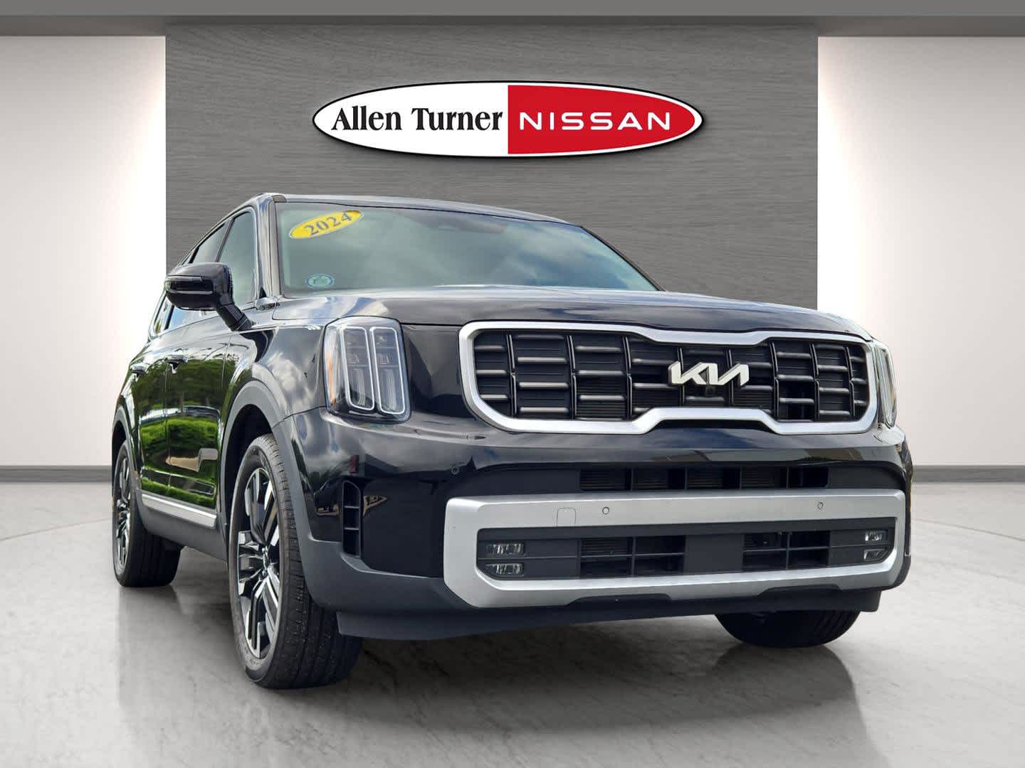 2024 Kia Telluride SX photo 2