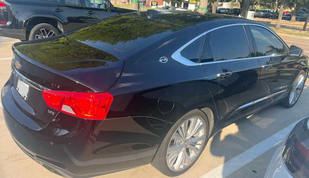 2015 Chevrolet Impala LTZ photo 2