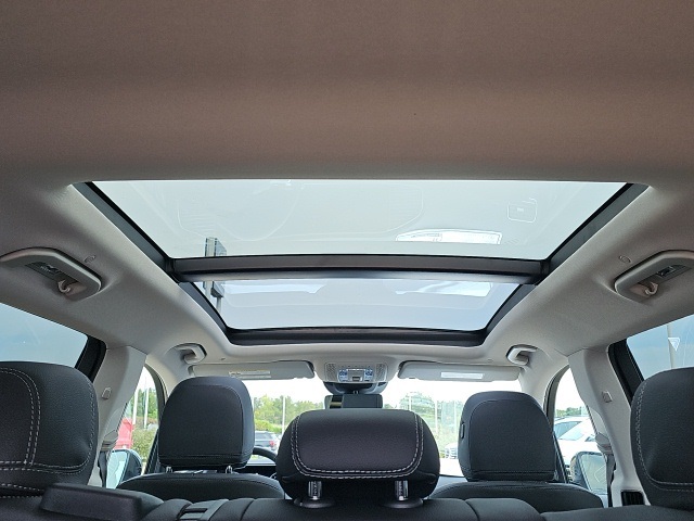 2026 Mercedes Benz GLS 450 4MATIC photo 11