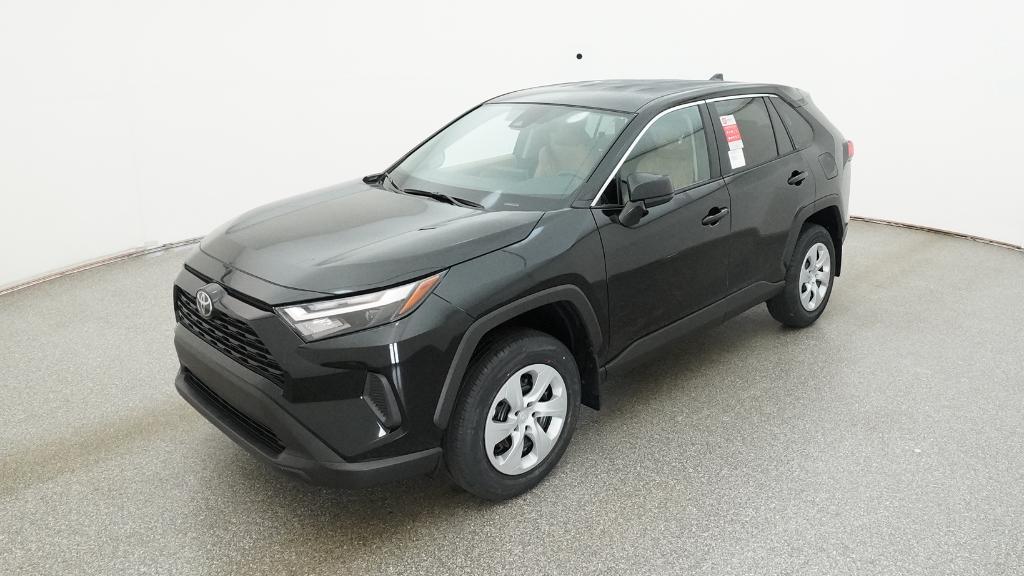 2025 Toyota RAV4 LE's photo