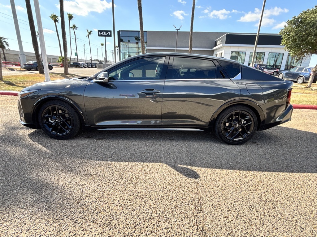 2025 Kia K4 GT-Line Turbo photo 4