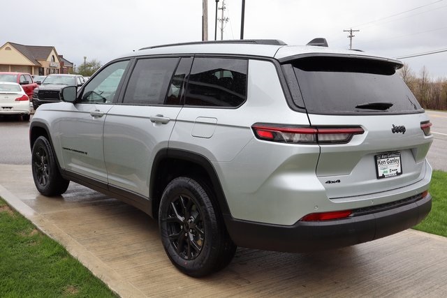2025 Jeep Grand Cherokee Altitude X photo 23