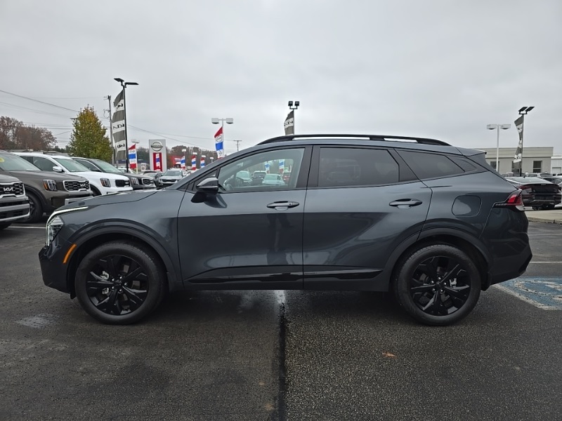 2025 Kia Sportage X-Line photo 3
