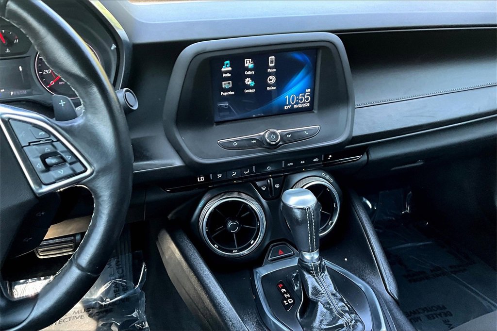 2018 Chevrolet Camaro 1LT photo 9