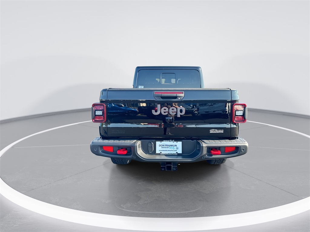 2024 Jeep Gladiator Rubicon photo 3
