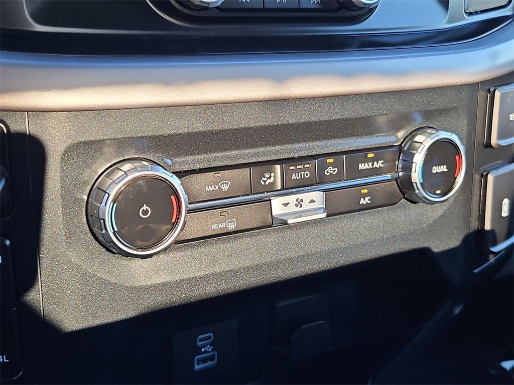 2023 Ford F-150 XLT photo 20