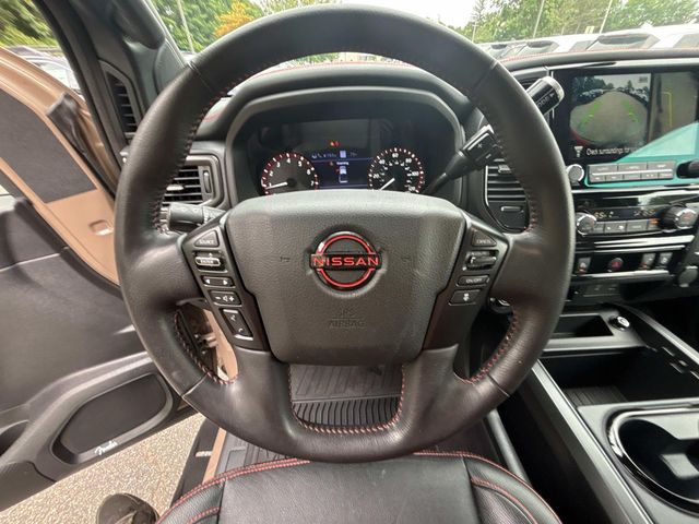 2023 Nissan Titan PRO-4X photo 19