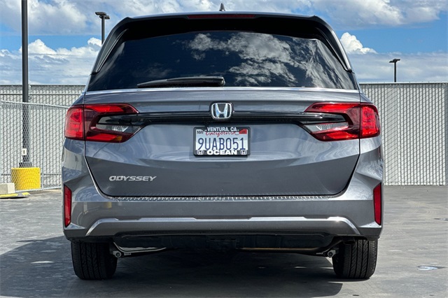 2025 Honda Odyssey EX-L photo 6