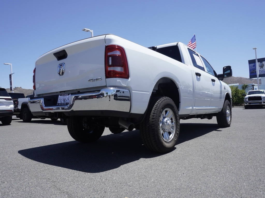 2024 Ram 2500 Tradesman photo 2