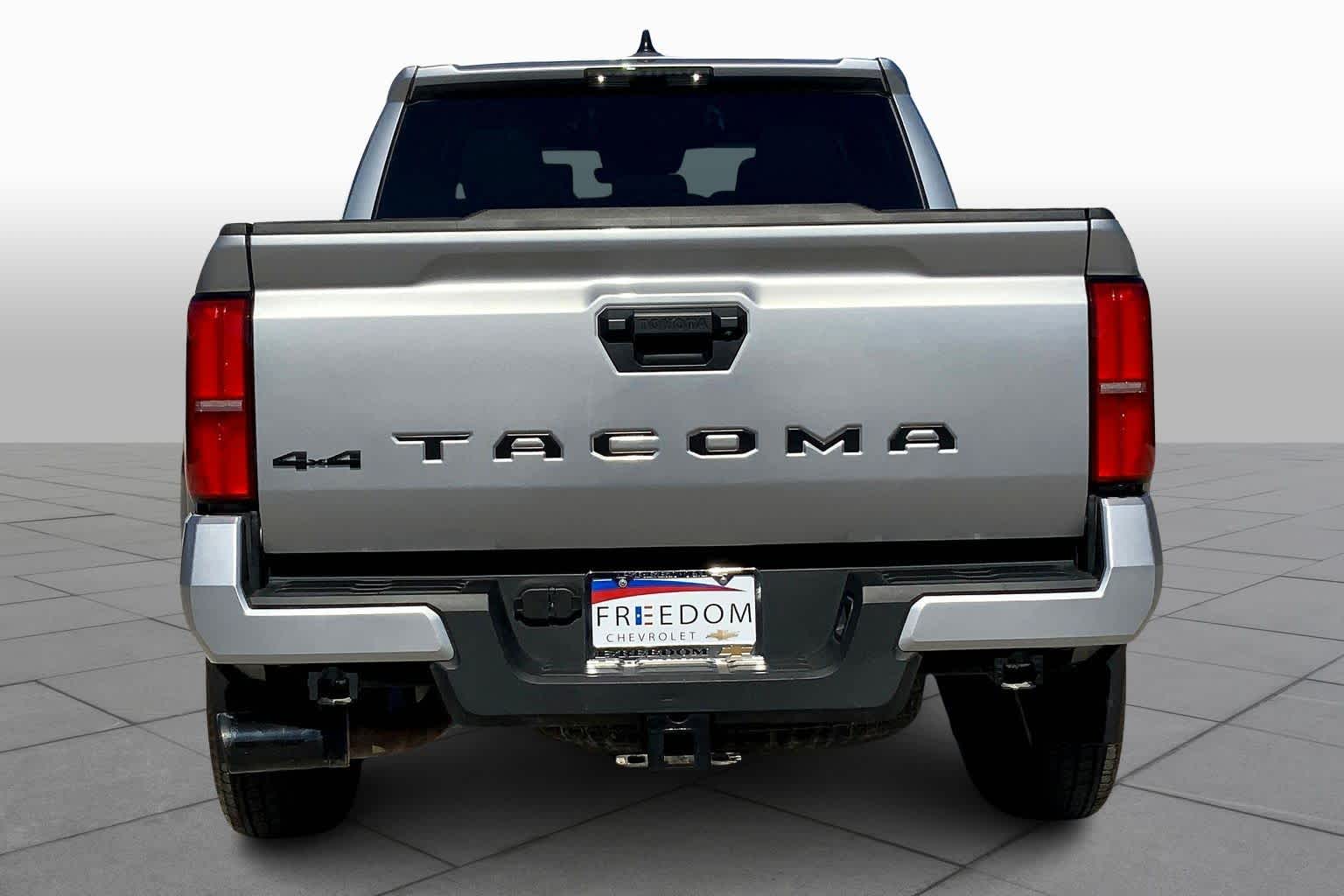 2024 Toyota Tacoma TRD Sport 4x4 photo 4