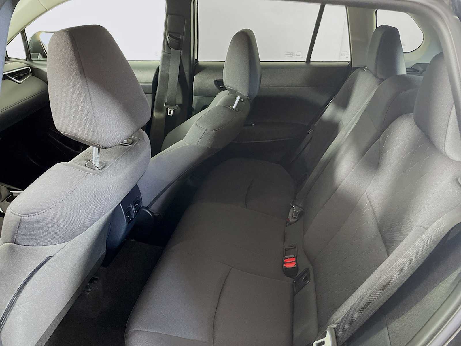 2023 Toyota Corolla Cross LE photo 21