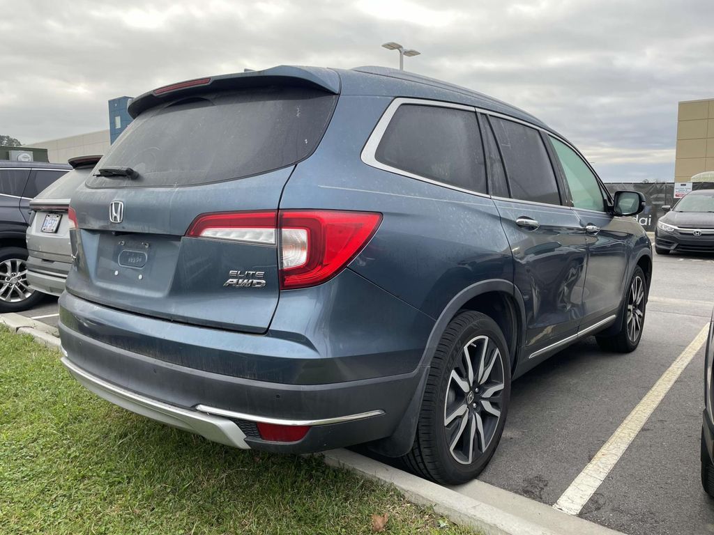 2021 Honda Pilot Elite photo 3