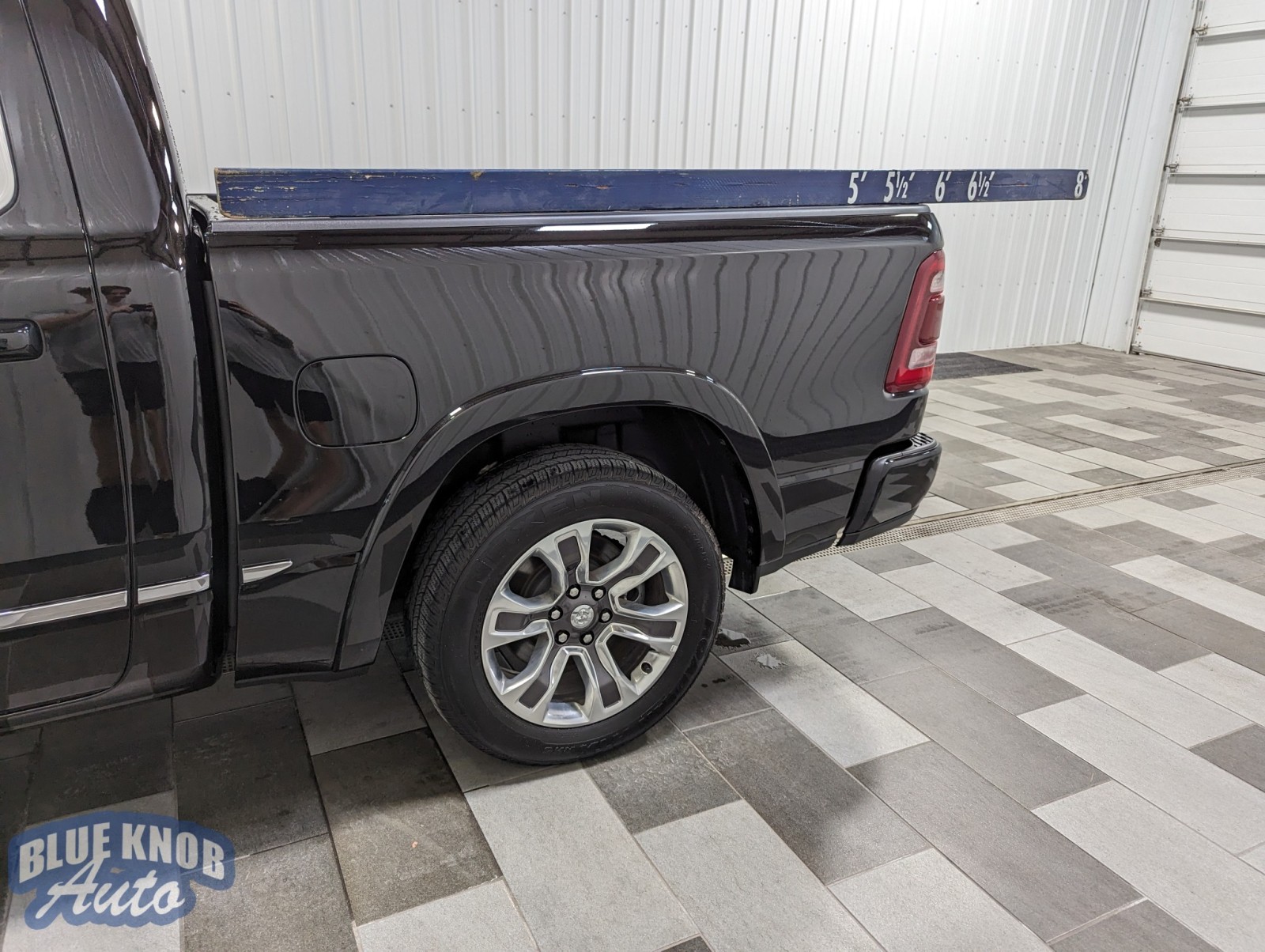 2024 Ram 1500 Limited photo 2