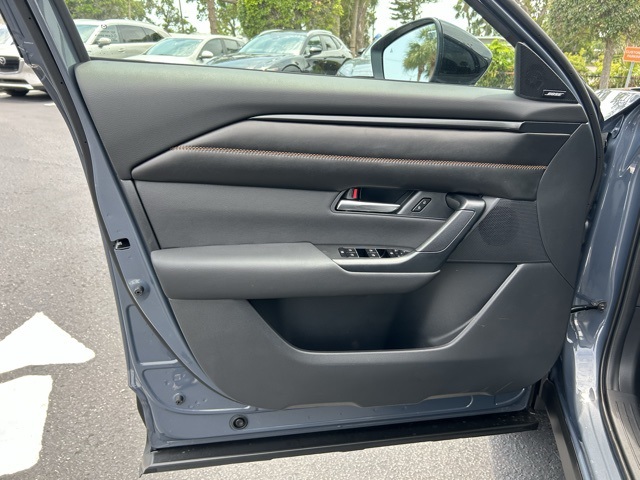 2025 Mazda CX-50 Premium Plus photo 7