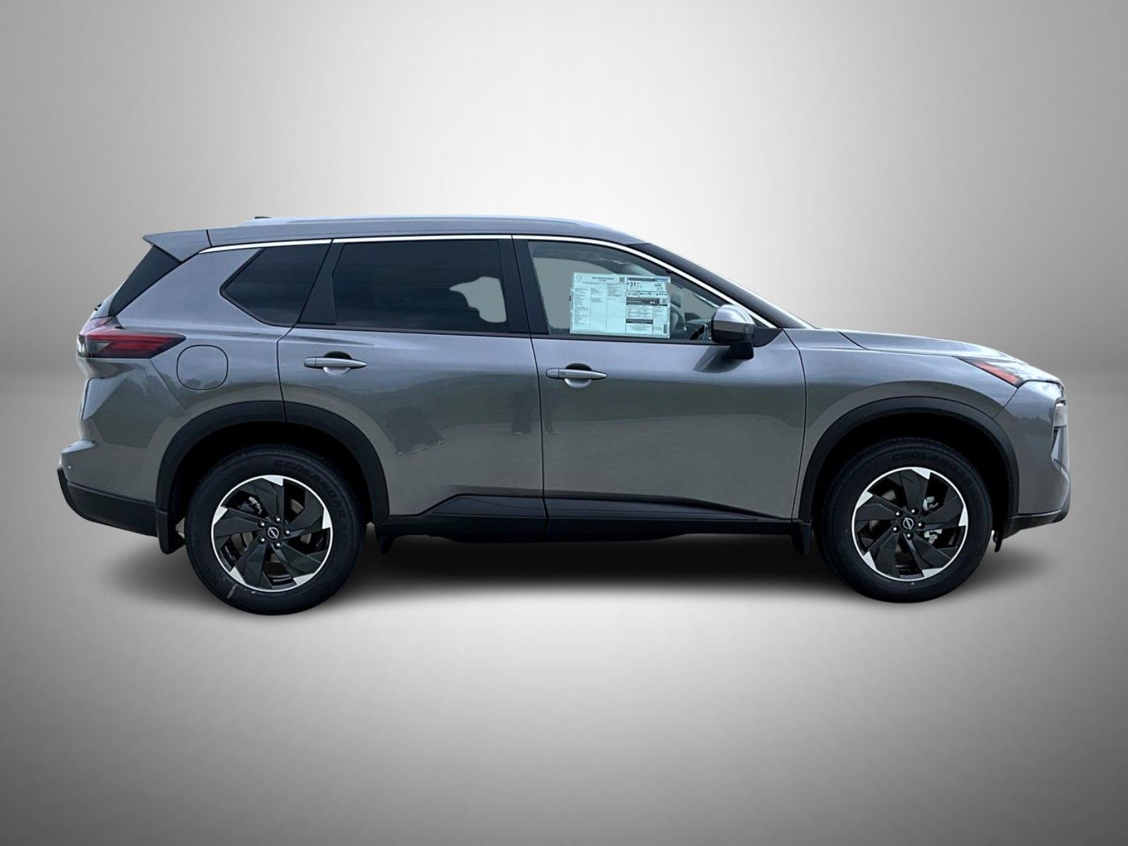 2026 Nissan Rogue SV photo 4