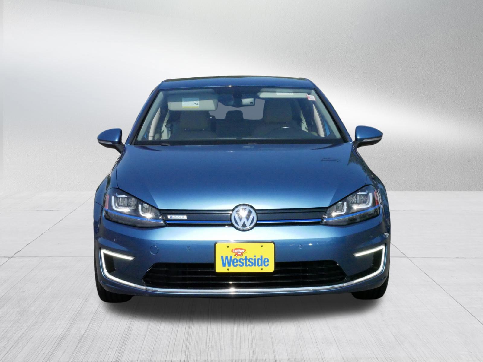 Used 2015 Volkswagen e-Golf e-Golf SEL Premium with VIN WVWPP7AU2FW902109 for sale in St. Louis Park, MN