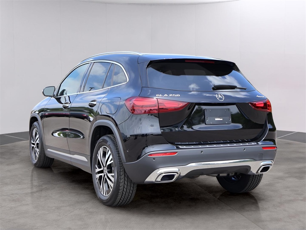 2025 Mercedes Benz GLA 250 4MATIC photo 6