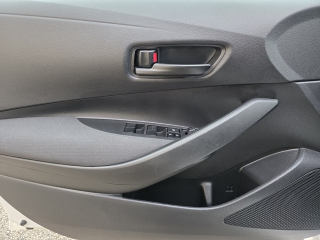 2022 Toyota Corolla LE photo 10