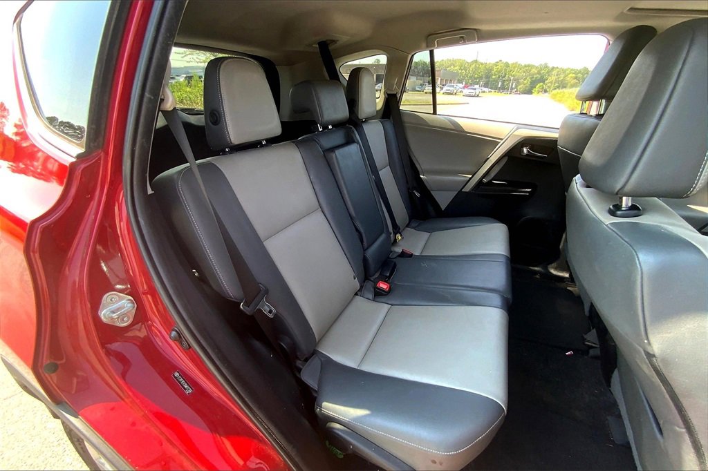 2013 Toyota RAV4 Limited photo 26